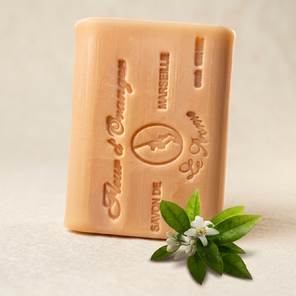 Sapone di Marsiglia al Fiore d’Arancio – saponetta incisa con fiori d’arancio